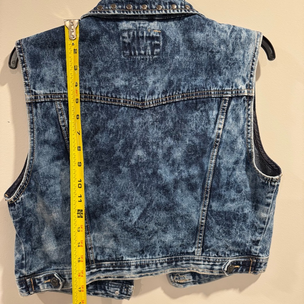 Forever 21 Blue Denim Studded Collar Crop Vest - Picture 6 of 6